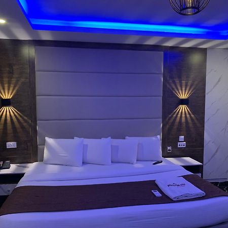 Presken Kuramo Waters Hotel Lagos Exterior foto