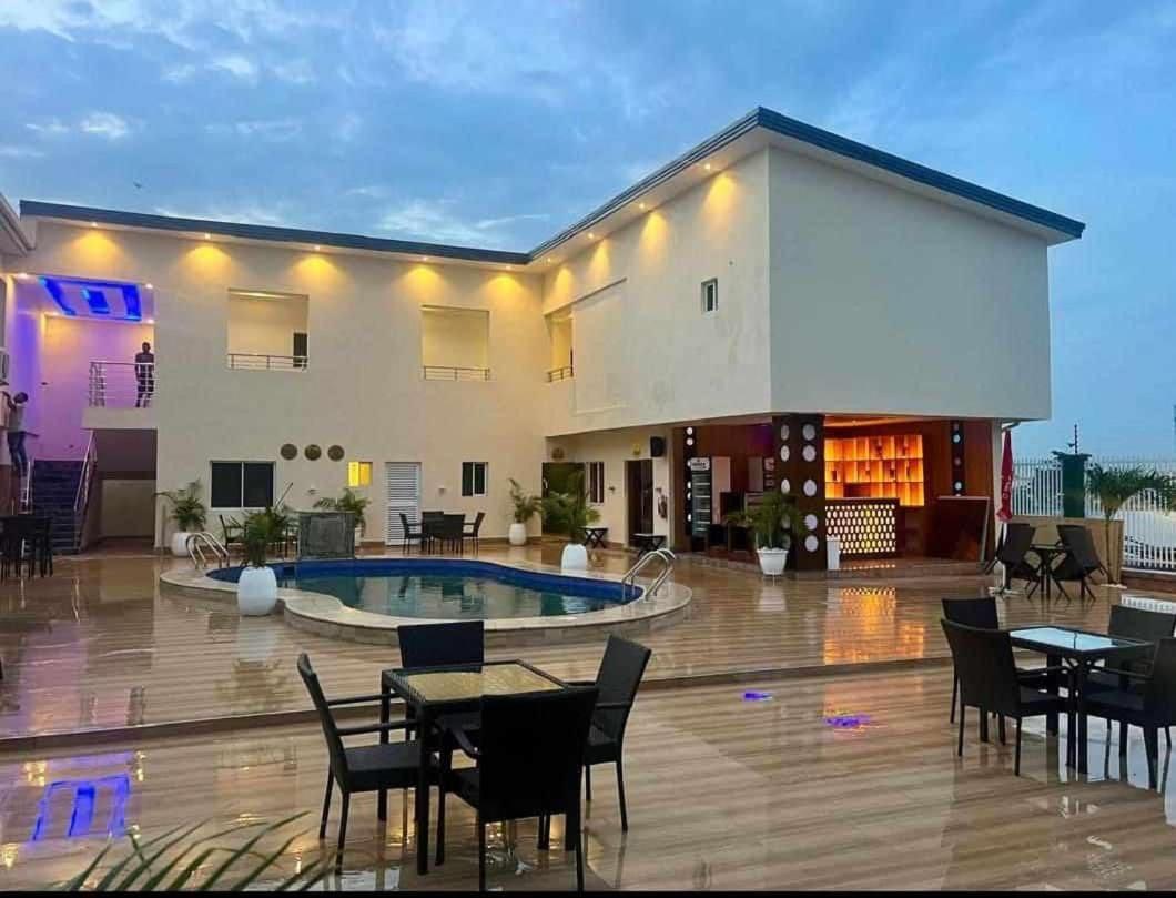 Presken Kuramo Waters Hotel Lagos Exterior foto